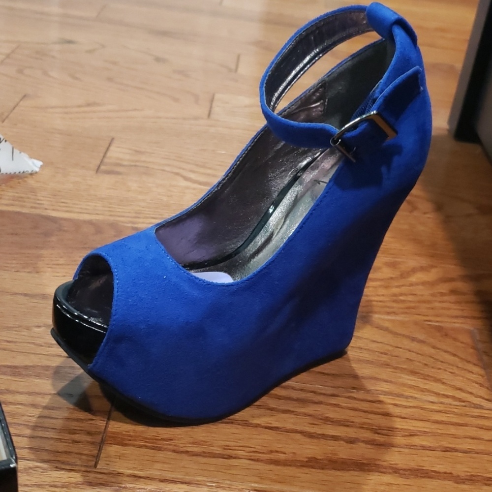 Platform heels